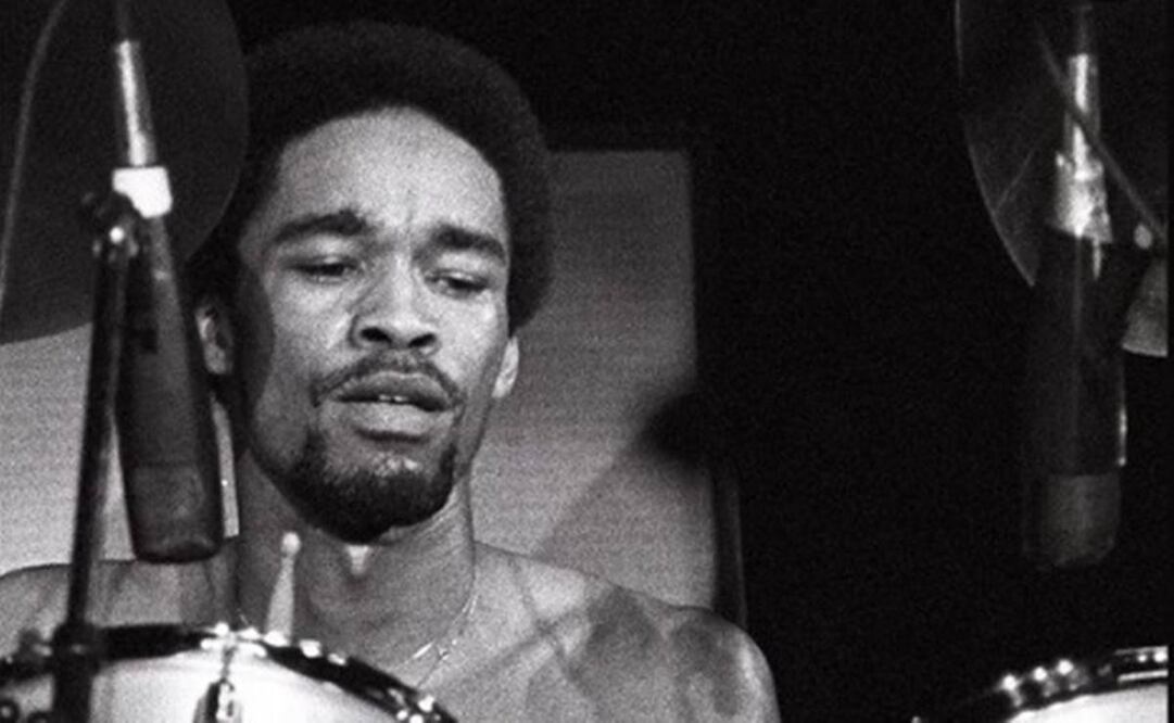 Instagram Earth, Wind & Fire.