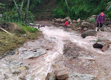 Fuertes lluvias dejan un río desbordado y viviendas dañadas en la región Sierra de Chiapas