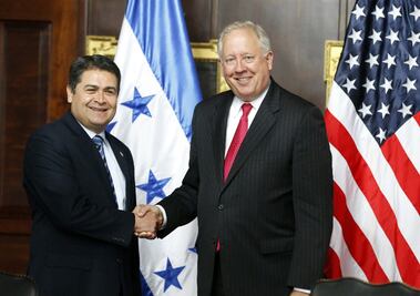 Obama nomina a experto en AL a puesto clave