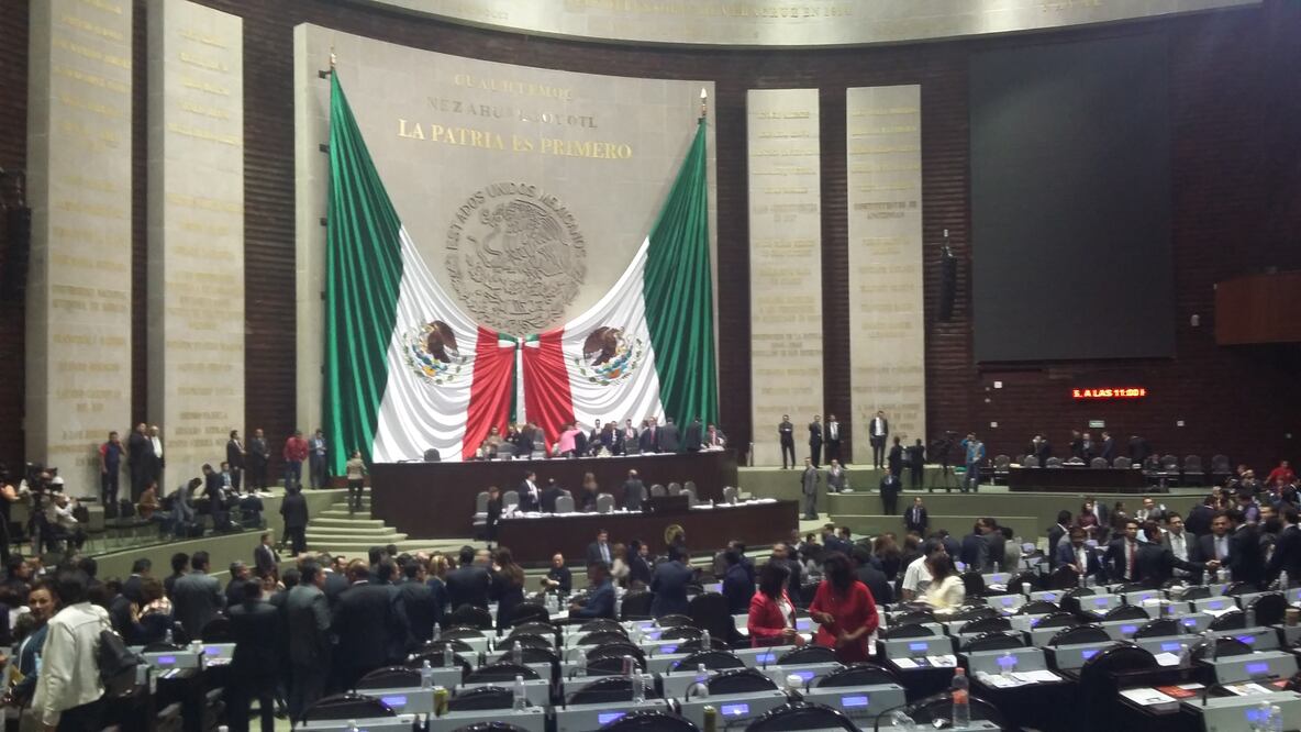 El documento prevé la recaudación presupuestaria de un total de 4 billones 888 mil 892 millones de pesos para el próximo año (Suzzete Alcantara)