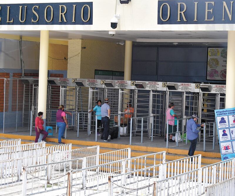 Algunos familiares de internos advirtieron que protestaránsi no se les informa el riesgo real de R. Oriente ante el virus. ARCHIVO EL UNIVERSAL