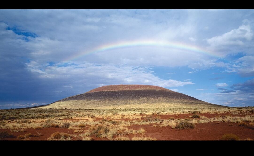 James Turrell está a punto de concluir Roden Crater, la magna obra de arte que hace 40 años empezó a construir en un volcán inactivo de Arizona.
