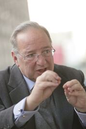 Reforma energética no trajo precios bajos: Reyes Heroles