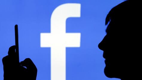 "Facebook es un escandaloso ejemplo de un nuevo orden económico global"