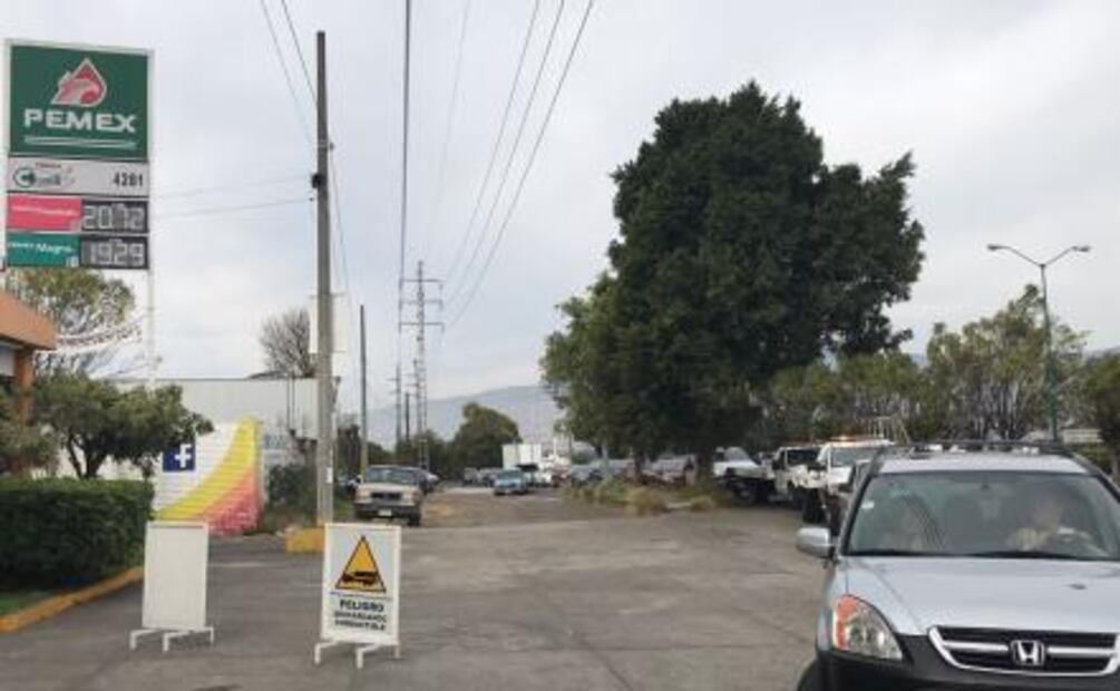 Continúa desabasto de gasolina en Michoacán