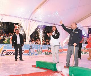 Instalan tres pistas de hielo en Venustiano Carranza