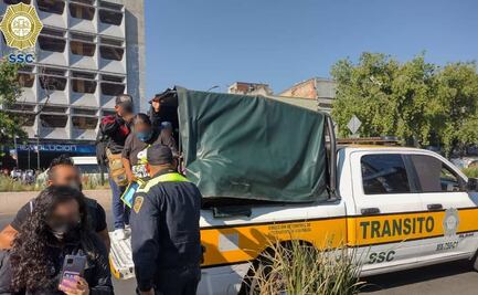 Policías de tránsito trasladan a usuarios del Metro tras corte de energía en Línea 2