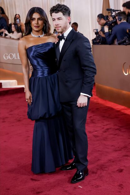 Priyanka Chopra-Jonas y Nick Jonas. EFE/EPA/JILL CONNELLY