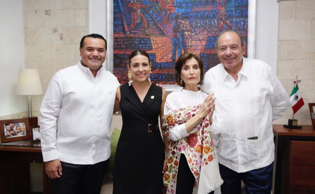 Héctor Aguilar Camín fue orador invitado de la sesión solemne del Cabildo de Mérida. Foto: Twitter @RenanBarrera