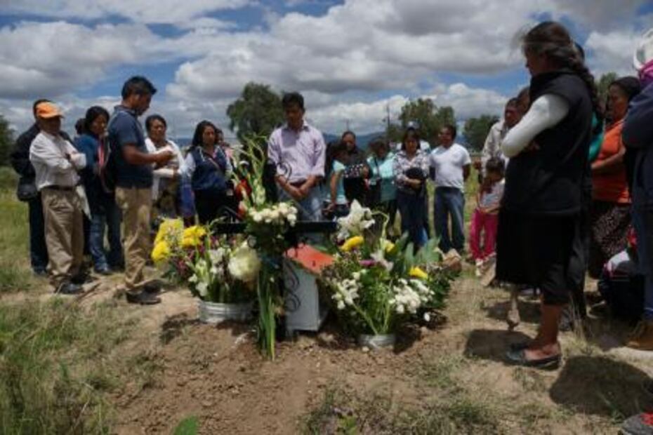 Marchan en Nochixtlán, a un mes de enfrentamiento