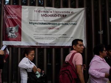 Entre confusión y dudas, primeros mexicanos tramitan la CURP Biométrica; acusan que no hay citas por Internet