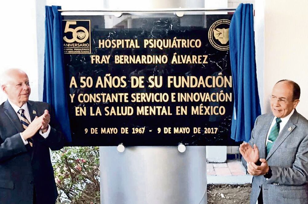 Al festejar el medio siglo del Hospital Psiquiátrico Fray Bernardino Álvarez, el titular de la Ssa, José Narro, dijo que urge capacitar al personal médico encargado de atender a pacientes con problemas mentales. Foto: SSA