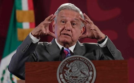 Mujeres conservadoras tienen grupos de choque; cada 8 de marzo buscan destruir y quemar Palacio Nacional: AMLO 