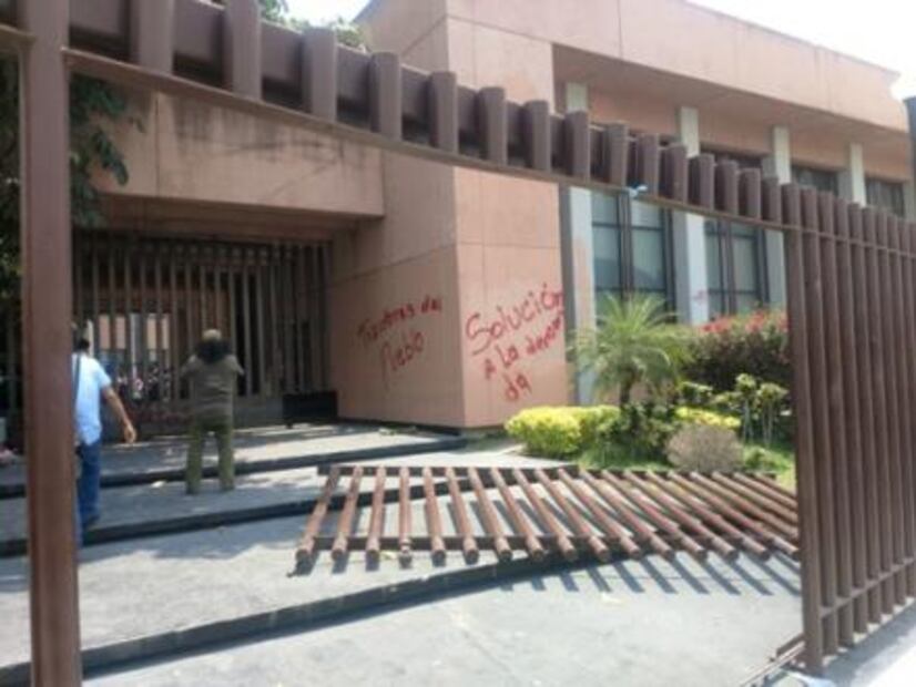 Día del Trabajo. Sindicatos y maestros marchan en estados