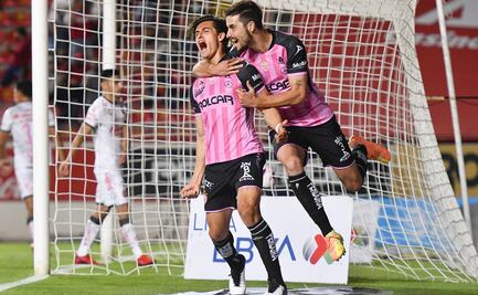 Necaxa gana, se mete a zona de repechaje y hunde más a Xolos