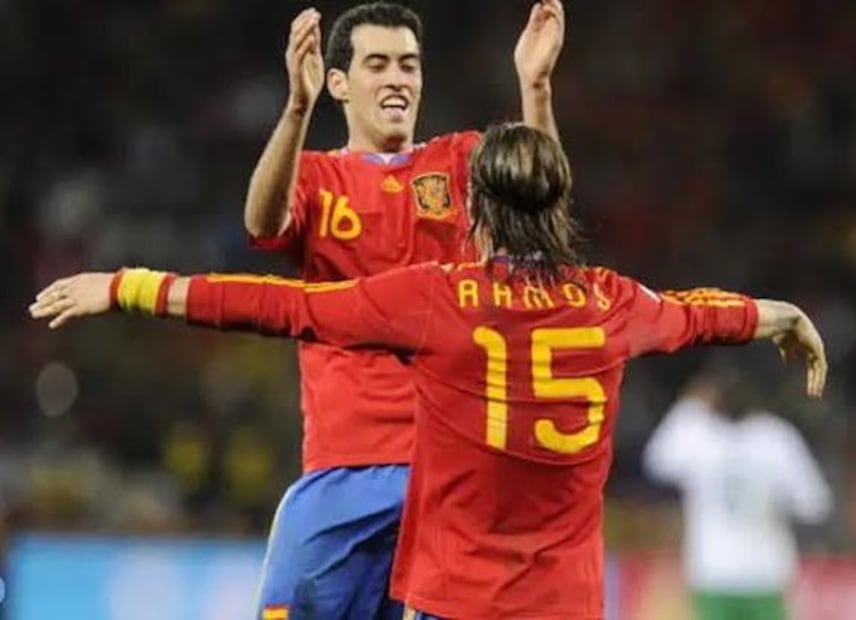 Busquets y Ramos en el Mundial de Sudáfrica 2010 / Foto: @SergioRamos en X