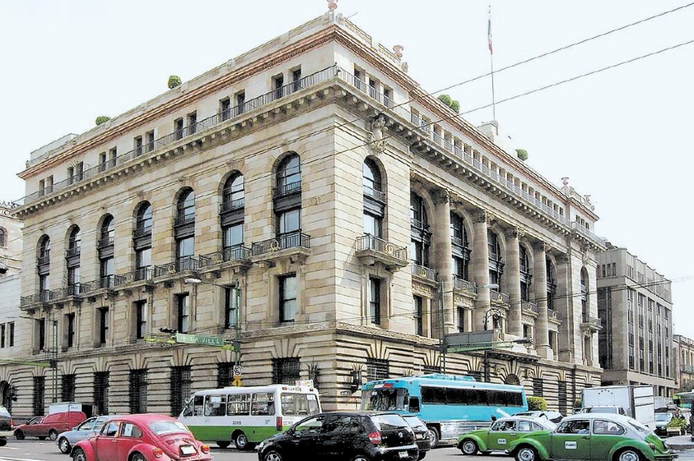 Estimación. Según la encuesta del banco central se mantienen las predicciones de expansión de la economía de 1.80% y 2% para 2019 y 2020. ARCHIVO EL UNIVERSAL