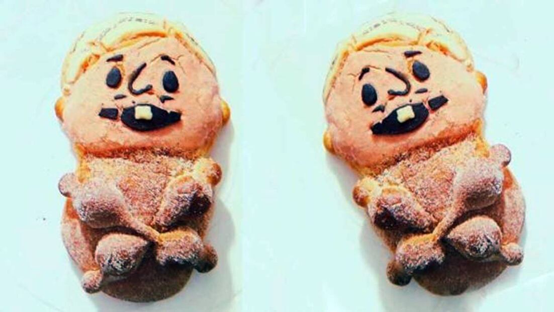 La creatividad popular en años recientes trasladó la idea del peluche "Amlito" al nuevo "pejepan de muerto". Es una creación de la Panadería La Herencia, en Cholula. ESPECIAL.