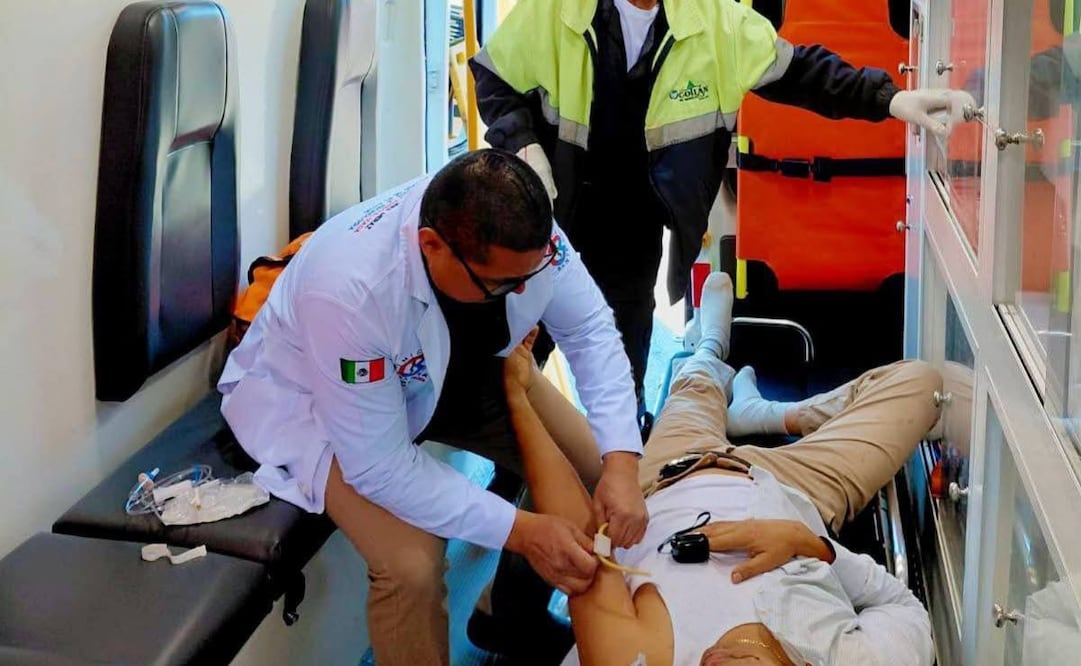 Presidente municipal de Santa María Huatulco sufre accidente automovilístico; esta estable y fuera de peligro.
Foto: Especial.