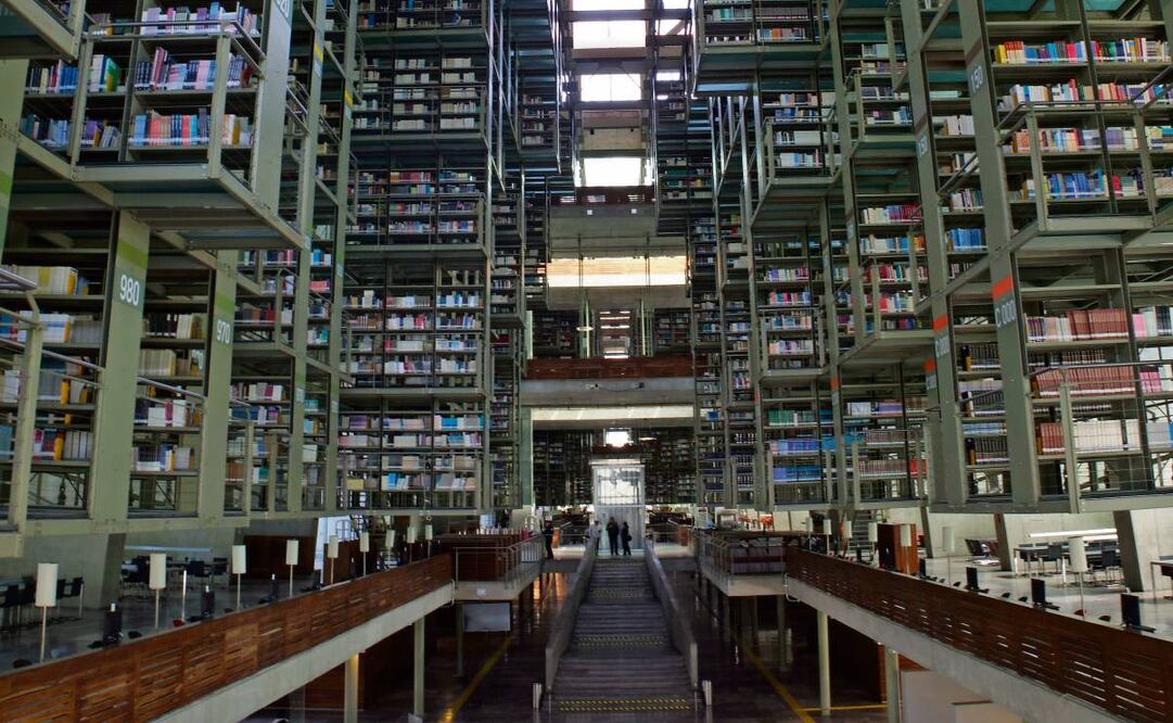 Funcionarios brillaron por su ausencia en la crisis de las bibliotecas. (15/04/2025) Foto: Archivo | El Universal