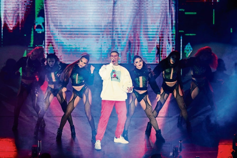 El reggaetonero puso a bailar y cantar a su público en el coloso de Reforma (NADYA MURILLO. EL UNIVERSAL)