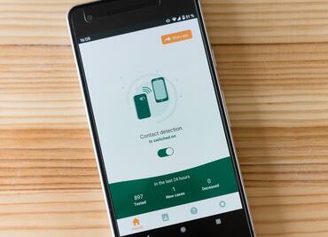¿Por qué no debes dejar encendido el Bluetooth de tu celular?