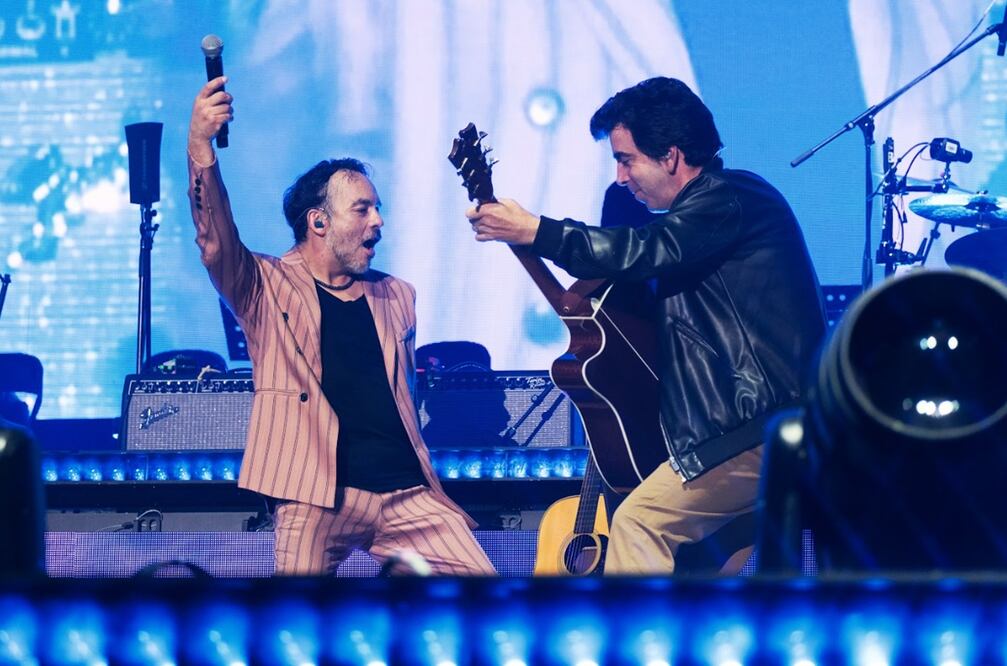 Los Bunkers se presentaron anoche en el Palacio de los Deportes.
Foto: Liliana Estrada / Ocesa, cortesía