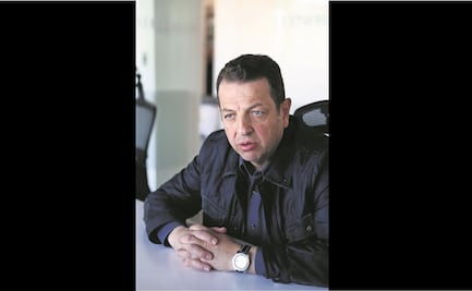 Fadlala Akabani, un tuitero rapaz