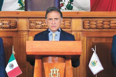Giran orden de arresto a extesoreros de Yunes