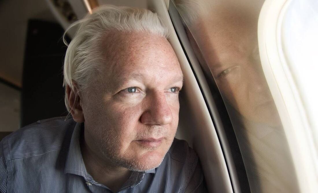 Julian Assange podría ser condenado a 62 meses de cárcel, pero por haber cumplido un tiempo similar de prisión preventiva en Londres se espera que pueda regresar en libertad a Australia. Foto: X @wikileaks