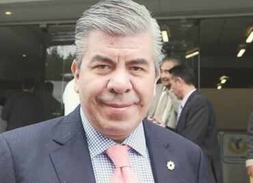 Reitera Flores aspiración en bancada del PRD-DF