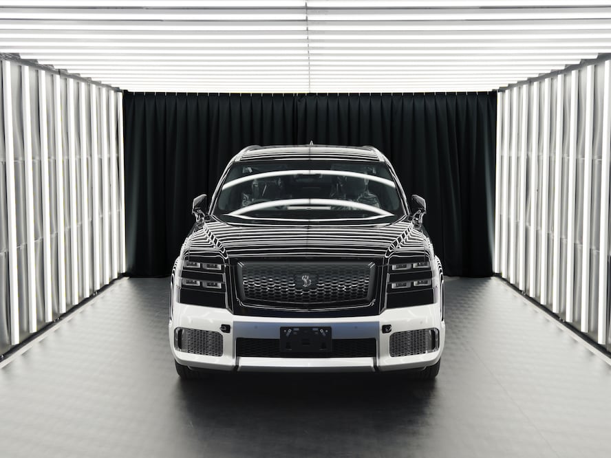 El buque insignia de Toyota ahora tiene una versión SUV.