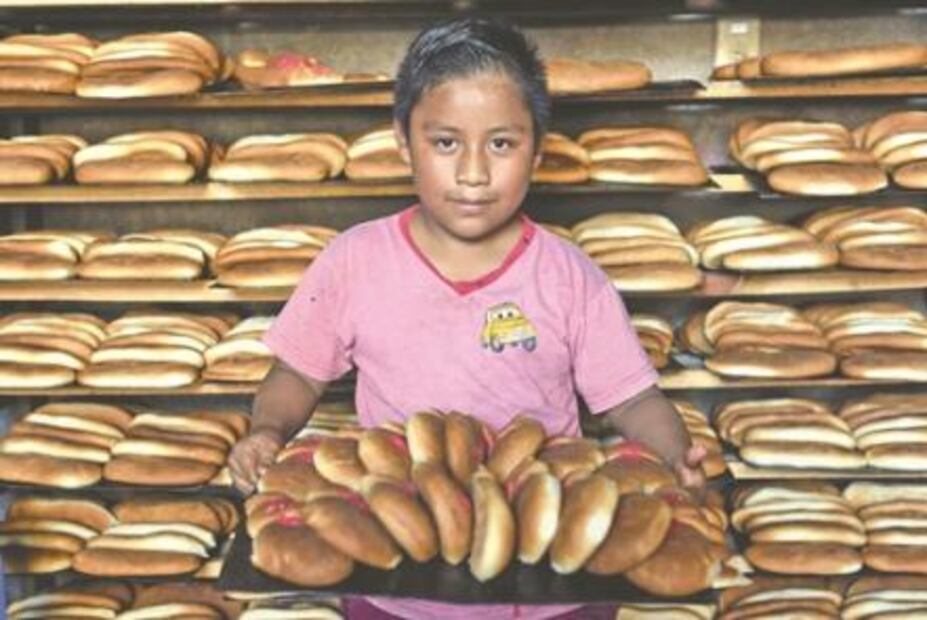 Dos décadas haciendo el tradicional pan