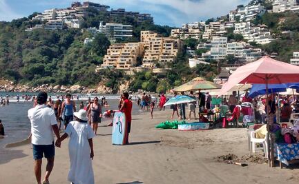 Suben contagios, muertes y hospitalizaciones por Covid en Guerrero tras abrir al turismo