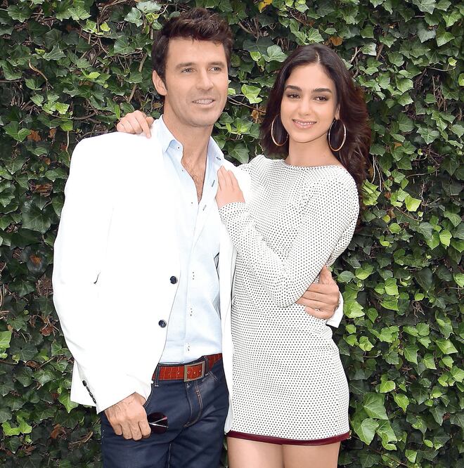 Amor de ficción. Leonardo ya ha participado antes en cine con Melissa Barrera, su pareja en esta nueva producción (Especial)
