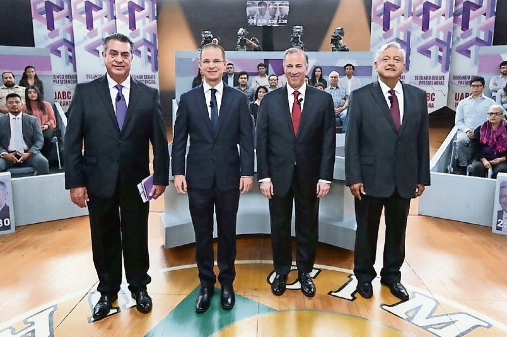Los candidatos presidenciales posan previo al segundo debate del 20 de mayo. La Coparmex asegura que hace falta discutir el modelo que conviene al país. Foto: ARCHIVO EL UNIVERSAL