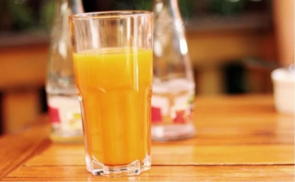 De qué están hechas realmente las aguas de sabor en polvo