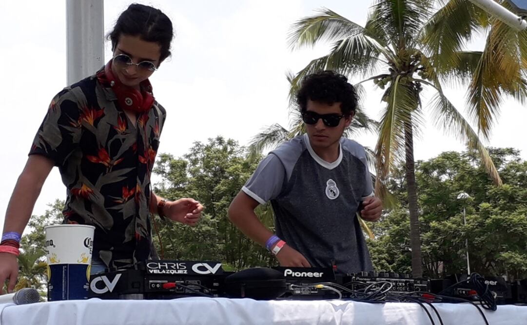 Self-thought Max Lavalle and Juan Pablo Macías, the masterminds behind the beats of the Rabbit Hunterz