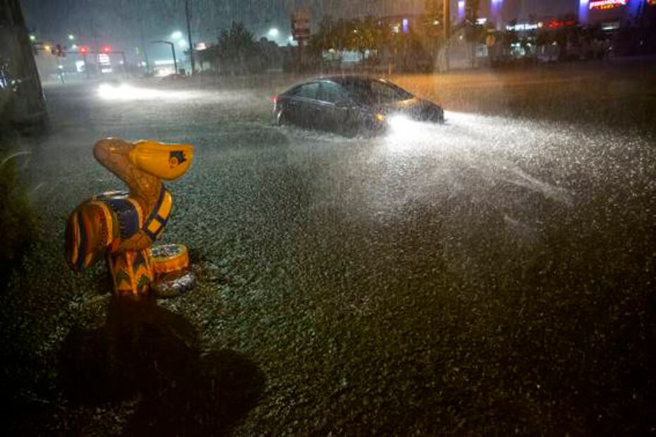 Tormenta tropical “Claudette” toca tierra en la costa norte del Golfo de México