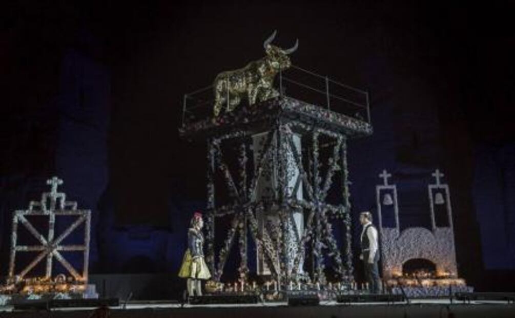 Recrean la ópera "Carmen" en la frontera México-Estados Unidos
