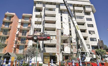 Apoyan con grúas gratuitas para recuperar bienes en colonia Álamos