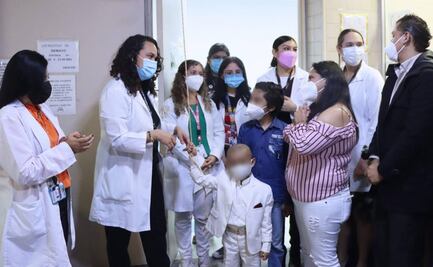 La "campana de la vida" llega a Beto al vencer el cáncer gracias a trasplante de células madre