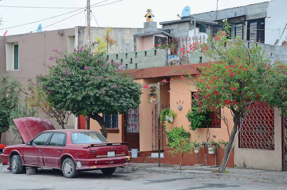 El domicilio que Lozano proporcionó como de una empresa es en realidad de una casa particular, en Nuevo León. (EMILIO VÁSQUEZ. EL UNIVERSAL)