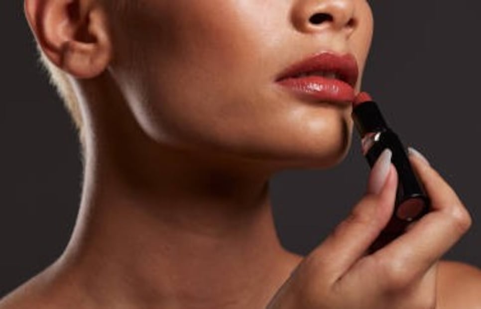 Labial terracota suave. Foto: Unsplash