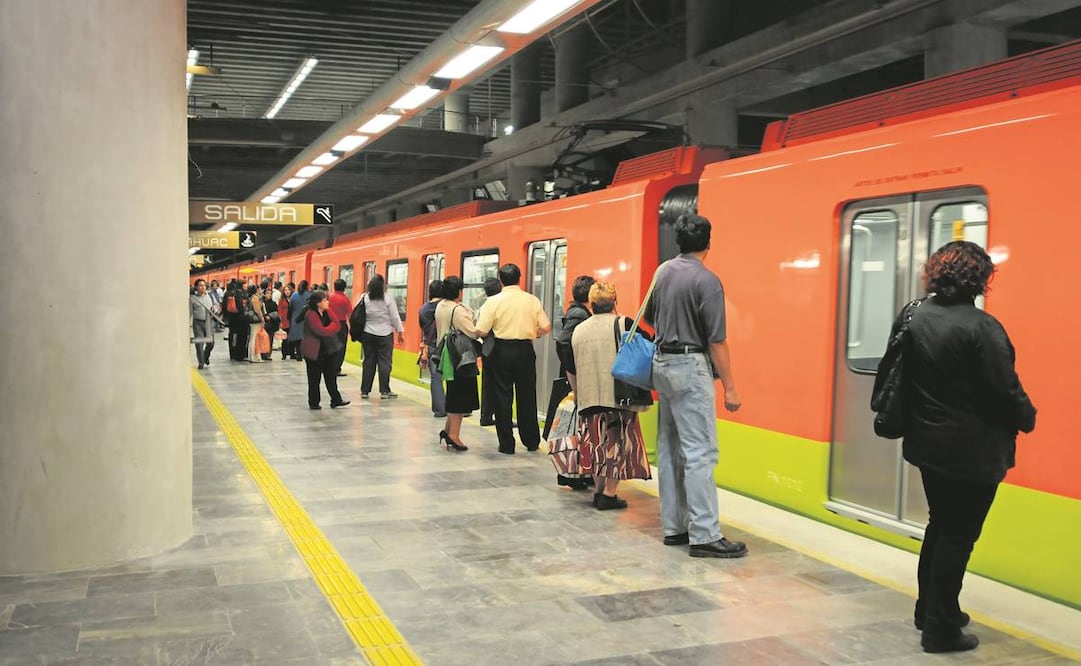 Este sábado el Metro iniciará operaciones a las 06:00 horas. El Metrobús, a las 04:40. Foto: Especial