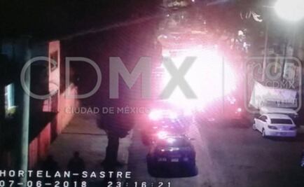 Controlan fuga de gas natural e incendio en calles de CDMX