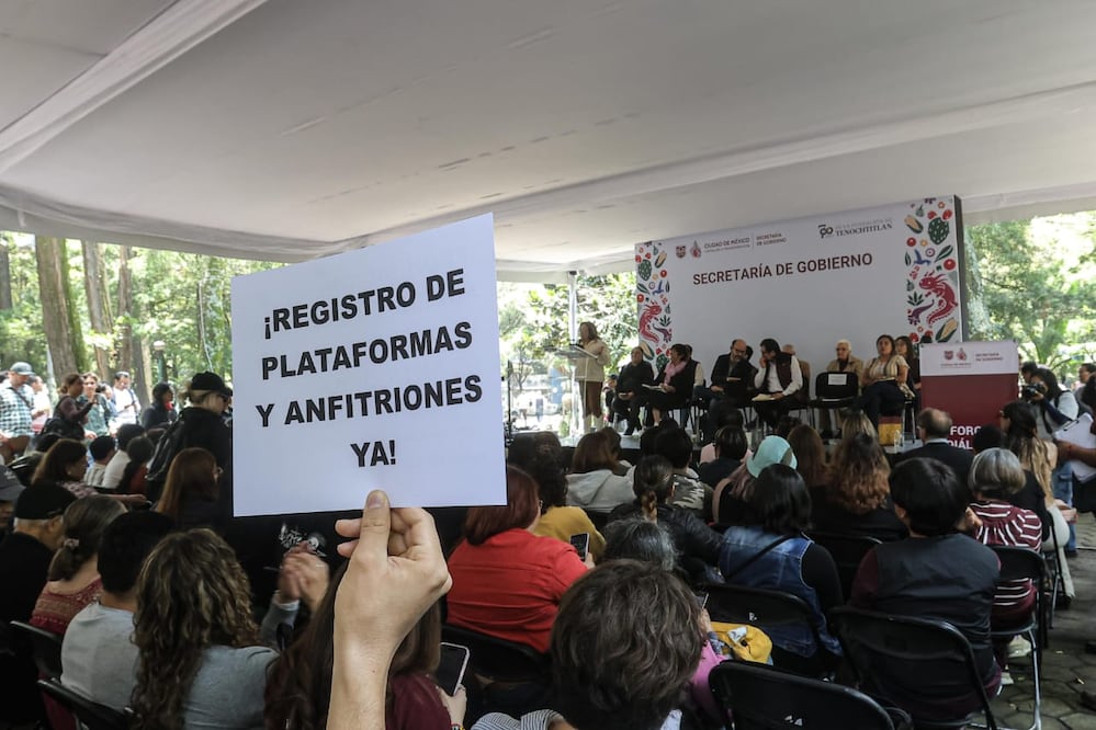 Vecinos de las colonias Condesa, Hipodromo Condesa e Hipódromo, alertaron a las autoridades capitalinas que, de no regular correctamente las aplicaciones de renta de corta estancia, se podría generar un “mercado negro” . (Foto: Gabriel Pano/ EL UNIVERSAL)
