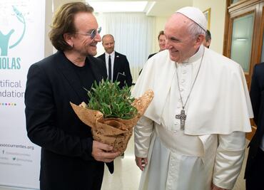 Papa habla con Bono sobre los casos de abuso sexual en la Iglesia