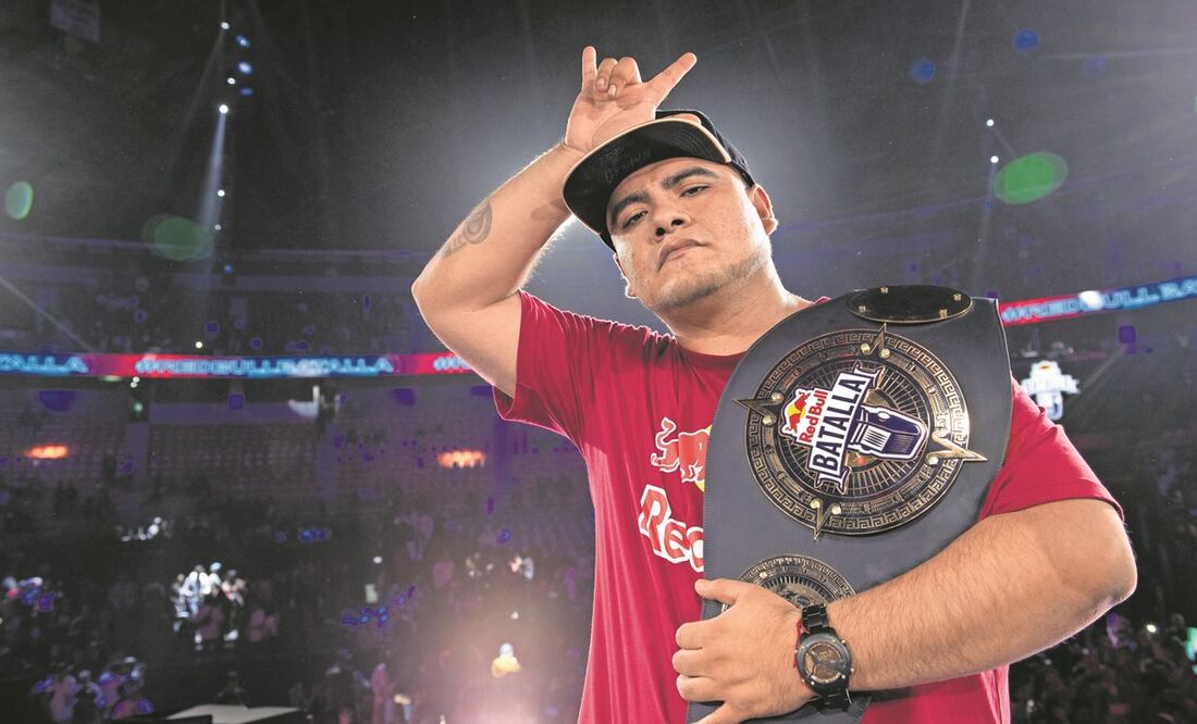 Aczino atribuye éxito al trabajo, no al favoritismo