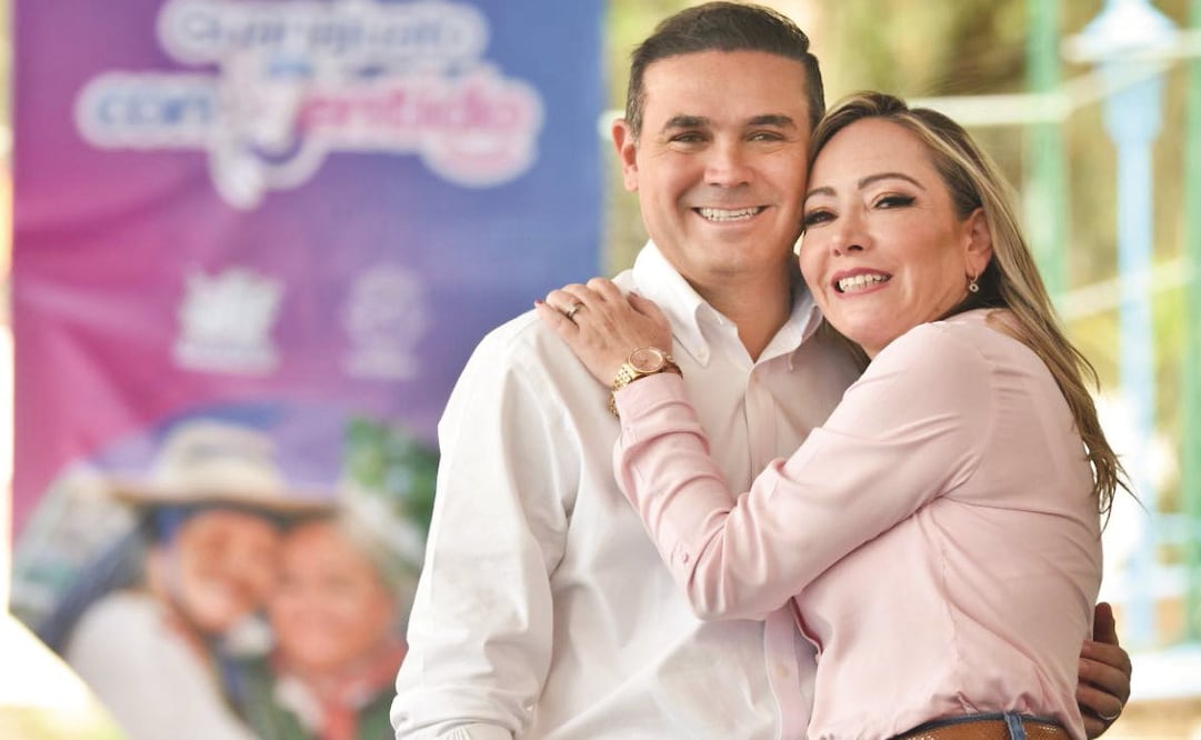 Alejandro Na-varro y Sa-mantha Smith